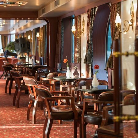 Knm Ms Switzerland I - Dusseldorf Hotell Eksteriør bilde