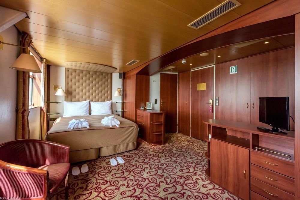 Knm Ms Switzerland I - Dusseldorf Hotell Eksteriør bilde