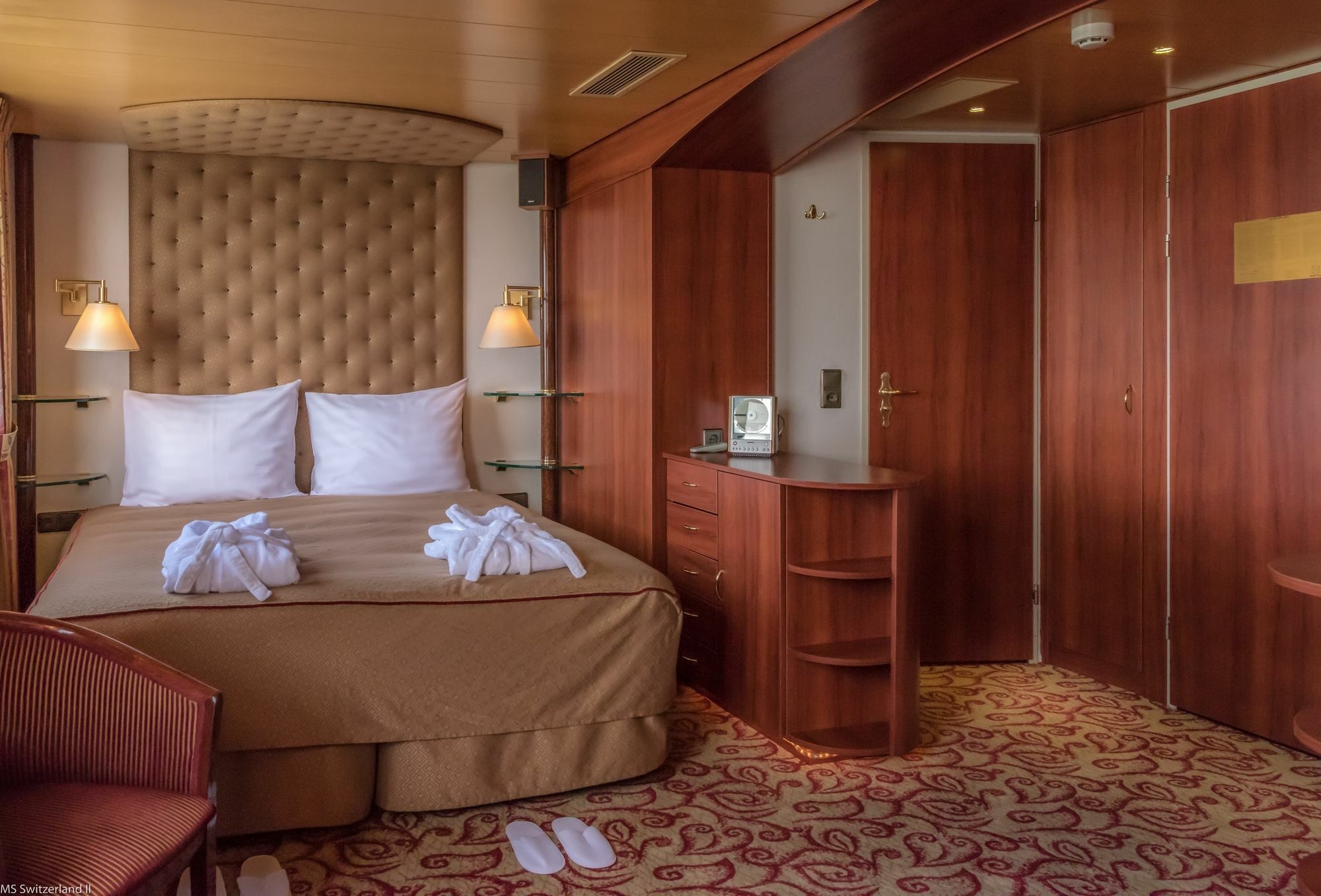 Knm Ms Switzerland I - Dusseldorf Hotell Eksteriør bilde